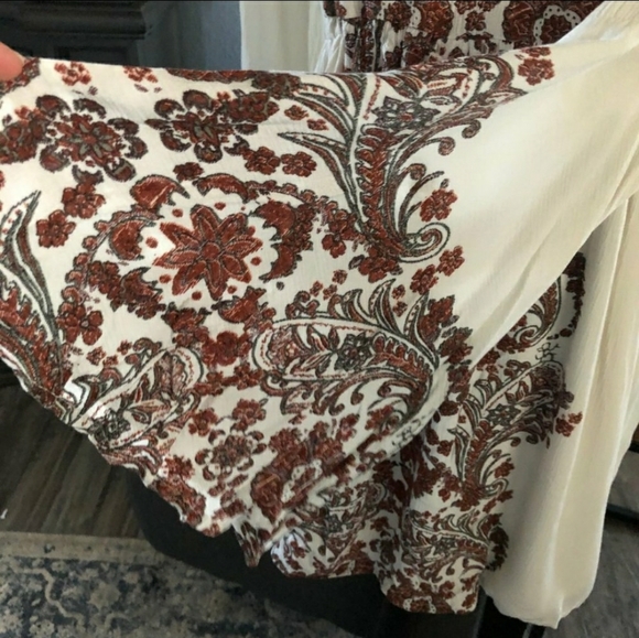 Bohemian Belle Sleeve Dress - Picture 10 of 10